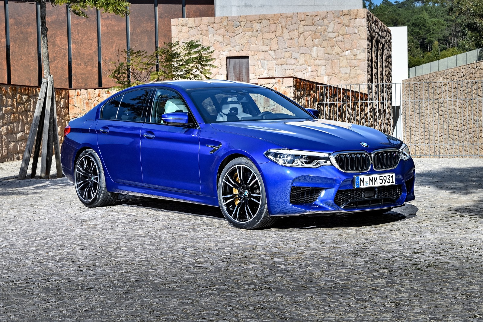 10 - 15 najmanje pouzdanih automobila koje možete kupiti - BMW M5