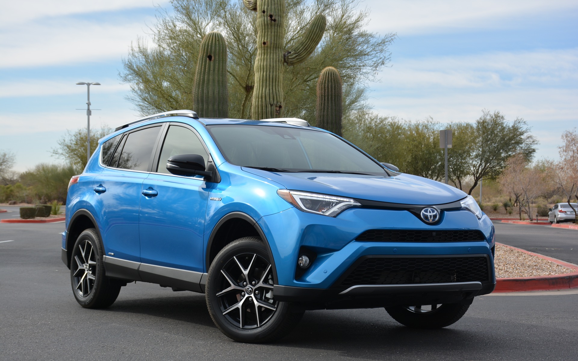 14-Otkriveno 15 najpouzdanijih automobila-Toyota RAV 4